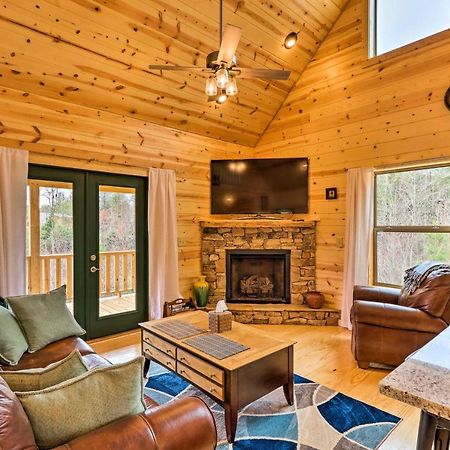 Cozy Mtn Cabin Spacious Deck And Forest Views! 墨菲 外观 照片