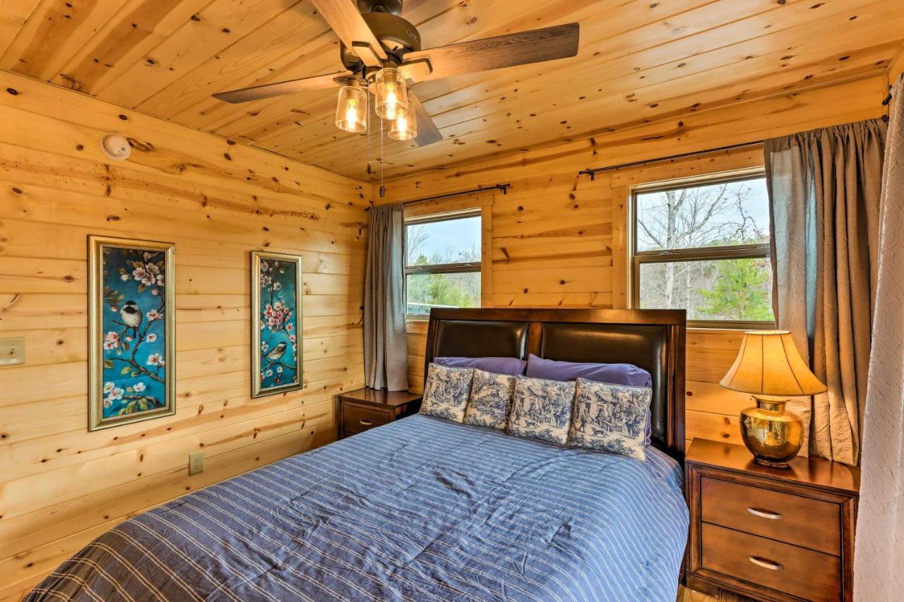 Cozy Mtn Cabin Spacious Deck And Forest Views! 墨菲 外观 照片