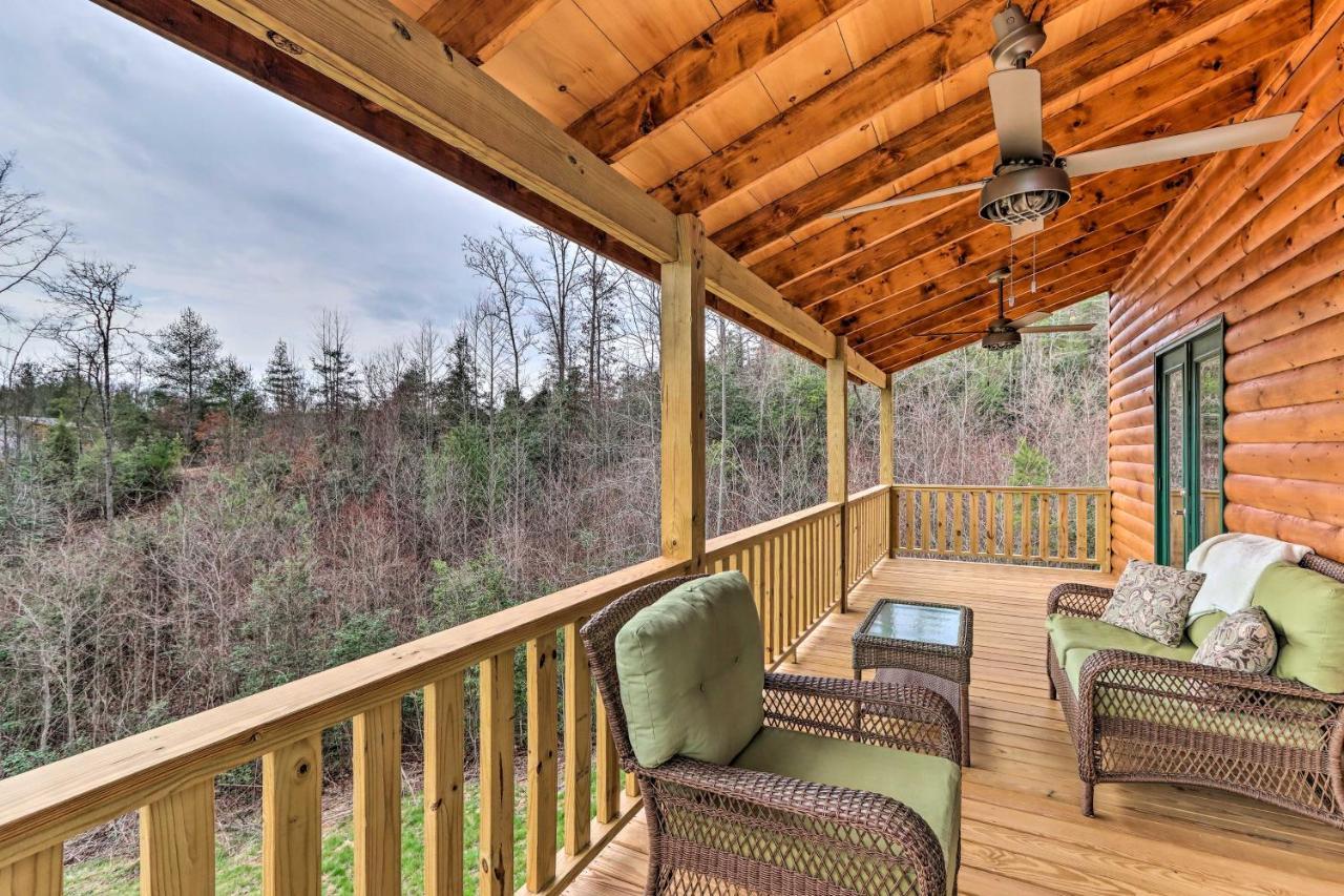 Cozy Mtn Cabin Spacious Deck And Forest Views! 墨菲 外观 照片